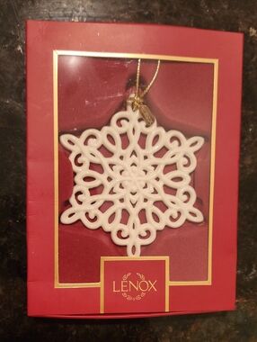 Lenox White Porcelain Lace Snowflake Ornament NIB